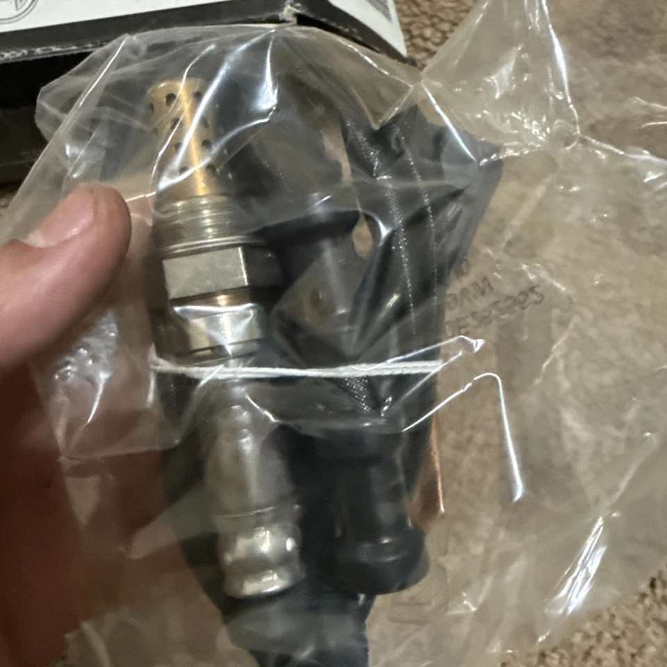 Sensor de oxígeno Bosch O2 13704 nuevo sedán para Honda Accord 2003-2007 Foto 3 de 4