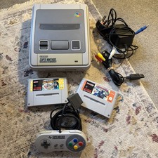 Vintage Super Nintendo SNES Bundle - Ref SH4