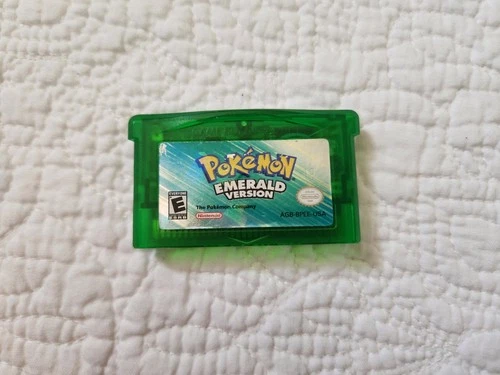 Pokemon Emerald Gameboy Advance | Authentic