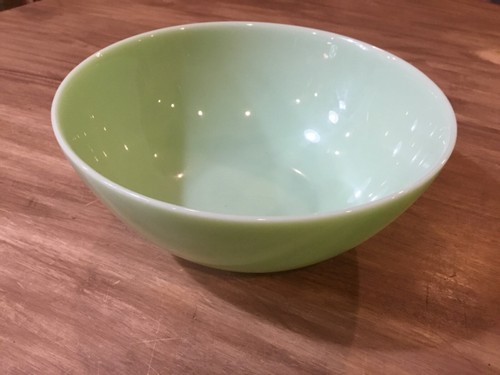 Rare Vintage Mckee? Jadeite Green 9.75” Mixing Serving Bowl - Picture 2 of 5