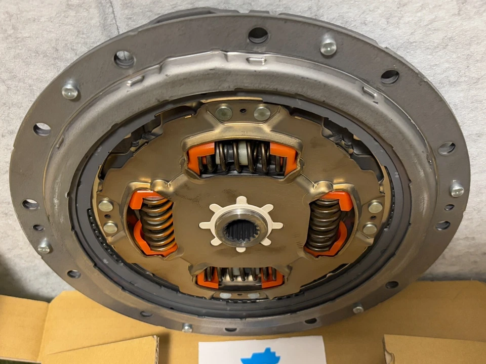 Lexus Genuine CT200h Toyota Prius Transmission Input Damper Assy 31270-47060 OEM Foto 3 de 4