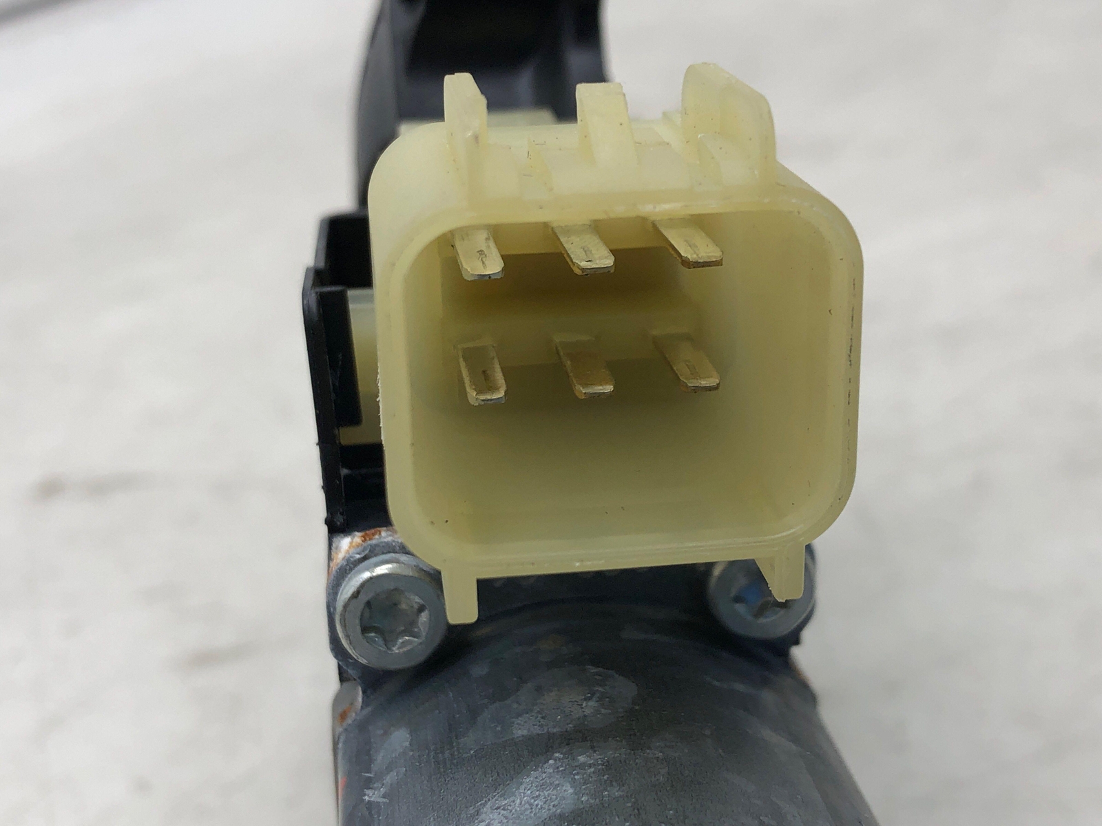 2019-2023 ASTON MARTIN VANTAGE RIGHT DOOR POWER WINDOW MOTOR OEM