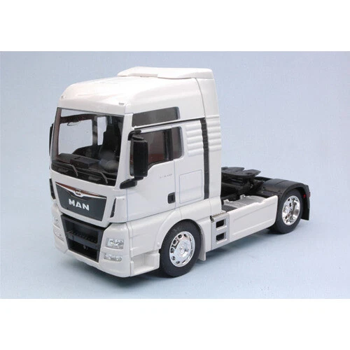 Modellini statici camion WELLY Scala 1:32