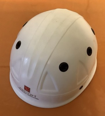 Schutzhelm für Bergsteiger