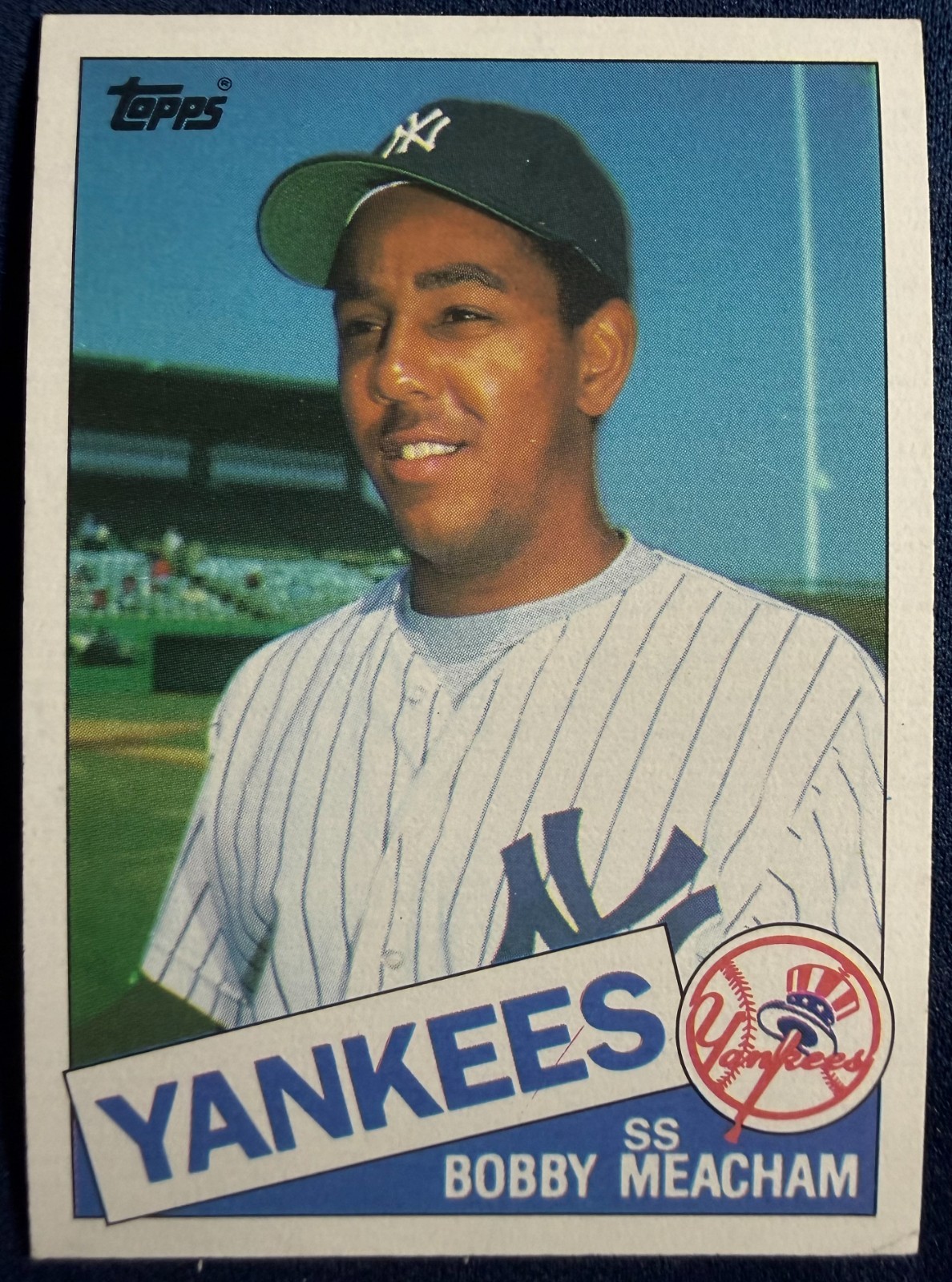 1985 TOPPS #16 BOBBY MEACHAM (NEW YORK YANKEES) BASEBALL CARD