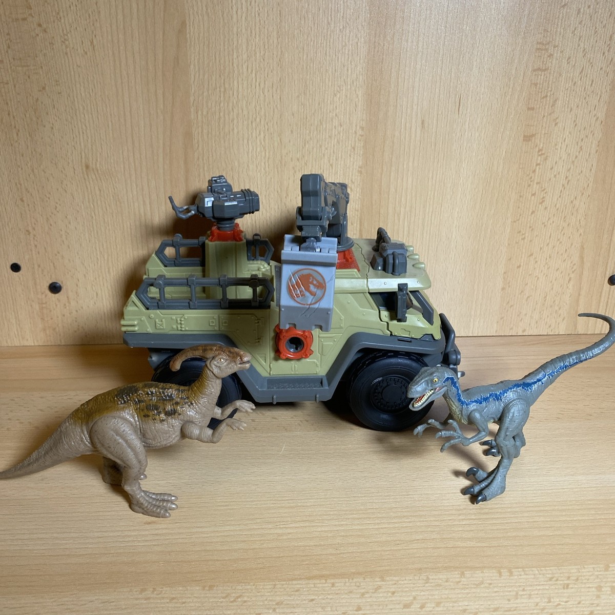 ジュラシック・ワールド アイラ・ソルナ キャプチャー パック ローランド・テンボ Jurassic World Legacy Collection Isla Sorna Capture Pack