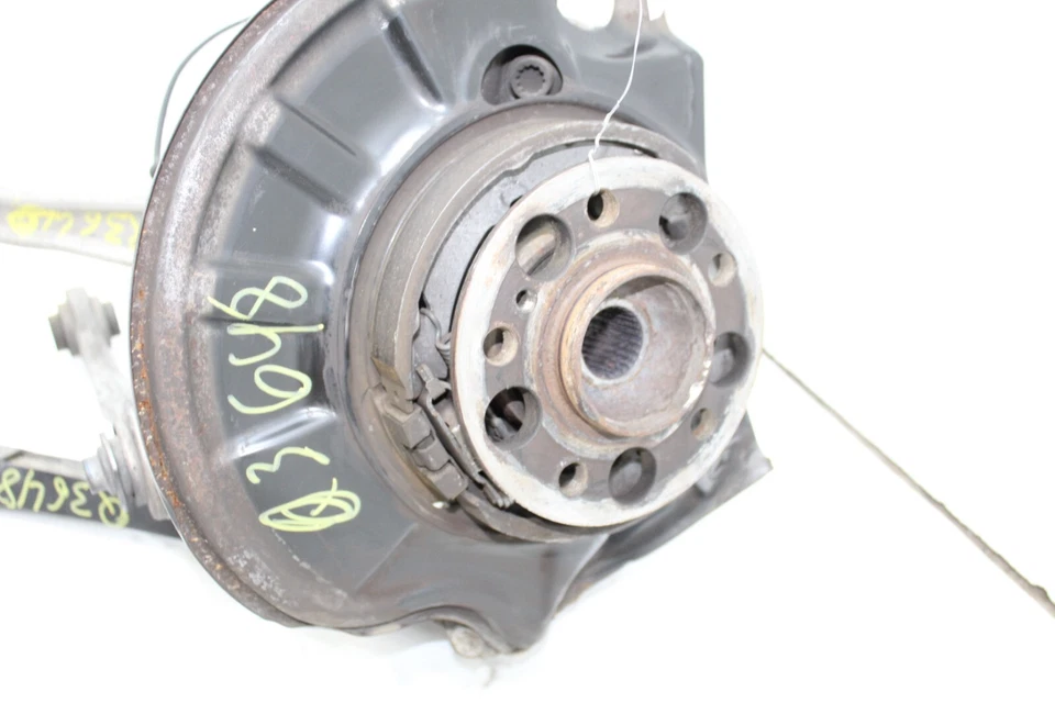 07-13 MERCEDES-BENZ S550 ЗАДНИЙ ЛЕВЫЙ КУЛАК ВОДИТЕЛЯ С РЫЧАГАМИ УПРАВЛЕНИЯ Q3648 - Изображение 2 из 4