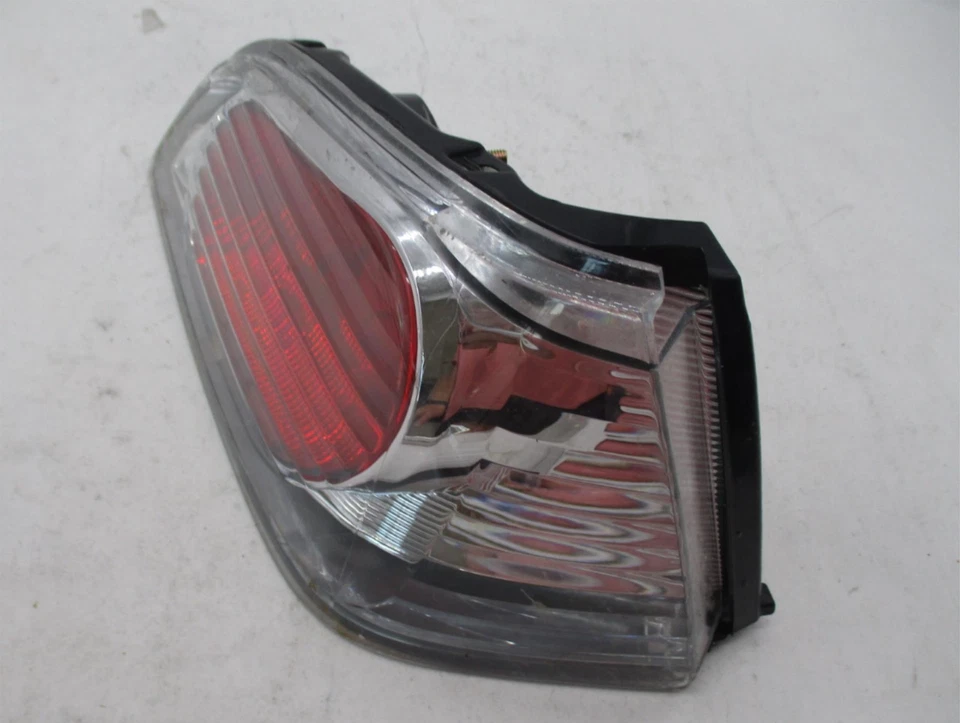 Piezas de bicicleta grandes Honda Goldwing GL1800 maletero derecho luz freno carcasa 952-776 Foto 3 de 4