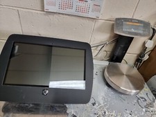 paint mixing scales and computer 