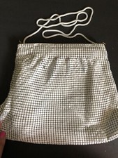 70  s Vintage White Metal Mesh Hollywood Link Handbag Purse With Wire Strap  R