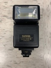 Sunpak Auto 433D Thyristor Camera Flash Canon Dedicated Shoe Mount Flash