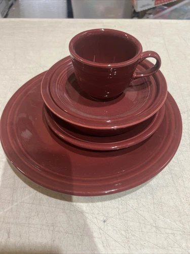 Fiestaware Maroon 5 Piece Place Setting Plates Mug Bowl