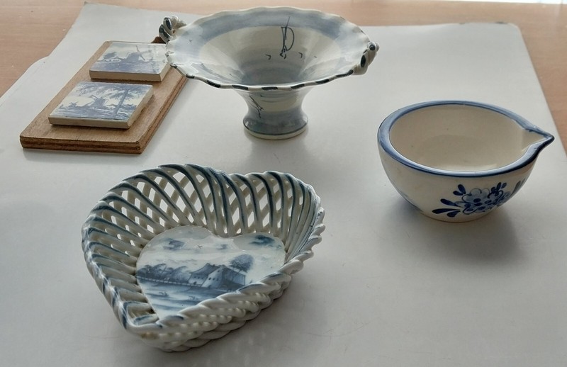 Lot of 4 Pieces Vintage Blue and White Delft Bowls Wall Tile Hanging