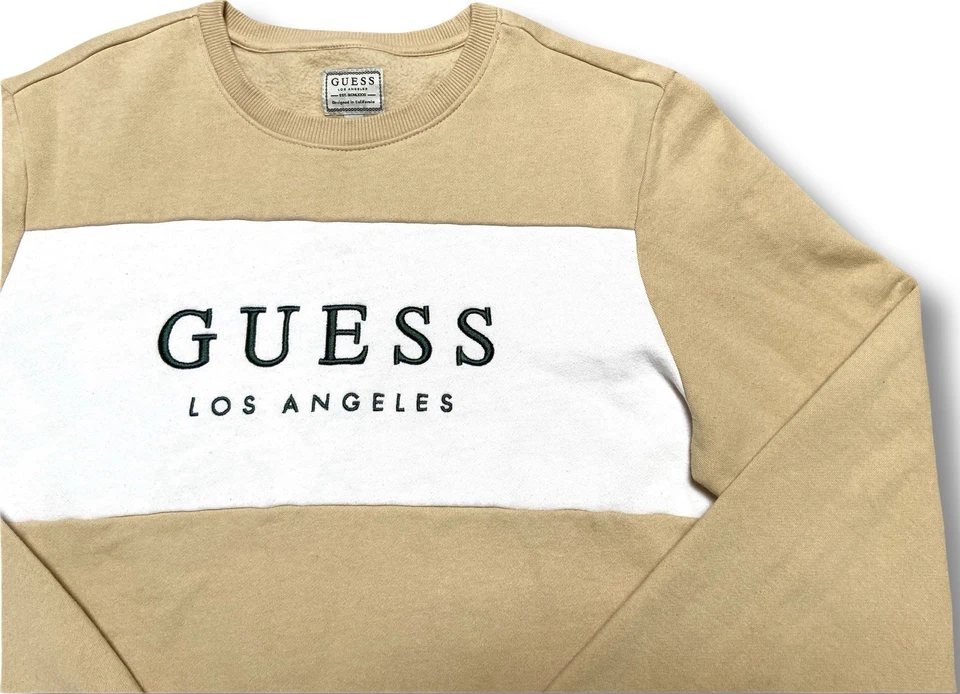 Sudadera Guess Los Angeles Para Hombre Talla Pequeña Beige Blanco Logo Bordado Foto 3 de 4