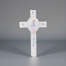 Girls Precious Moments Ceramic Cross Jesus Loves Me Inscription 1990s