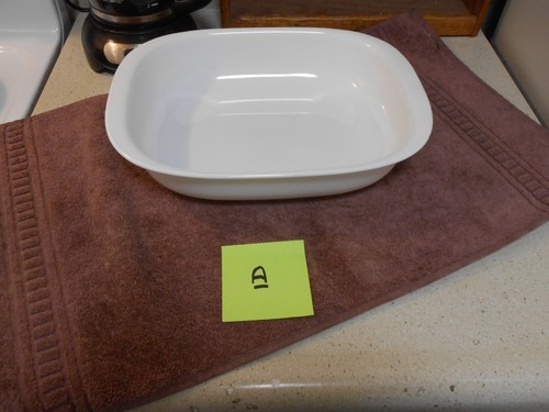 Corning Ware Simply Lite 3 Qt./2.8 L Casserole Baking Dish USA---A