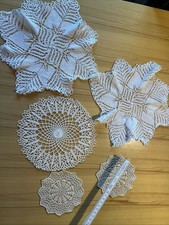 Konvolut Häkeldeckchen Weiß Und Beige