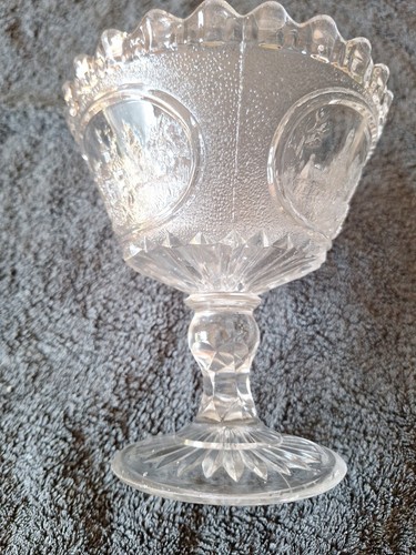 Vidrio esmerilado/claro bon plato patas vintage prensado 5.5" diámetro 5.75" H Coun - Imagen 4 de 10