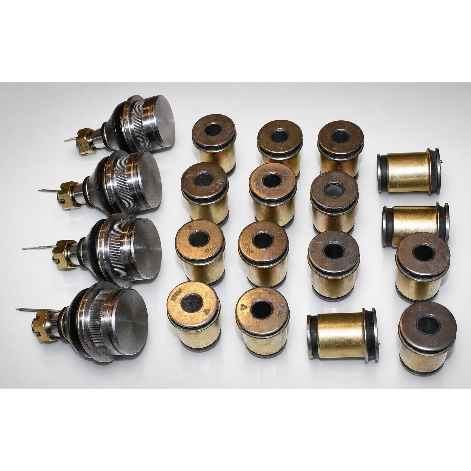 Maserati Bora Control arm bushings Set P/N 68369