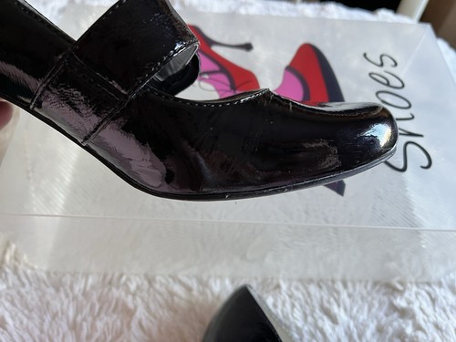 CLARKS MARY JANE SHOES SIZE 6 D BLACK PATENT LEATHER HEELS GOOD CONDITION - Picture 10 of 16