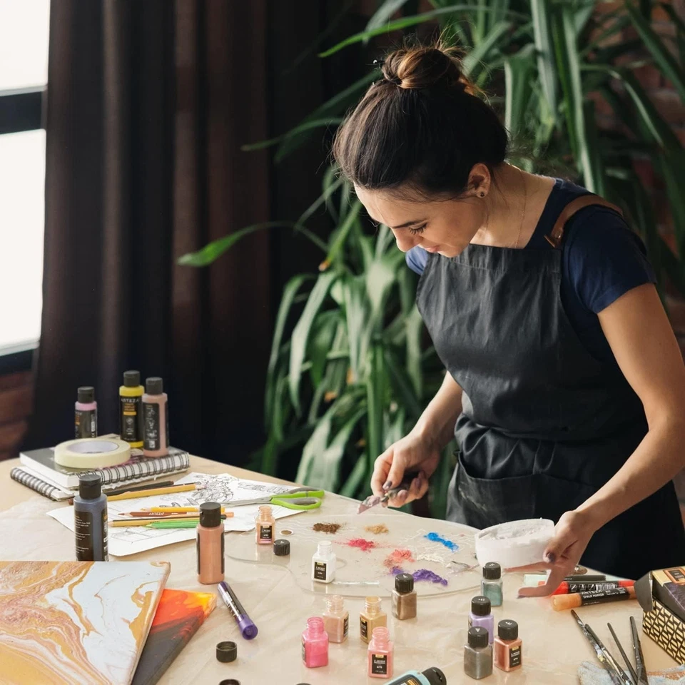 Multicolored Mica Powder for DIY Crafts - 30 Colors in Convenient Bottles - Image 4 of 4