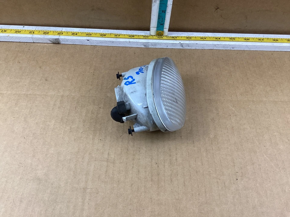 Luz de señal de giro del lado del pasajero delantero derecho Ford Taurus 1996-1997 OEM Foto 3 de 4