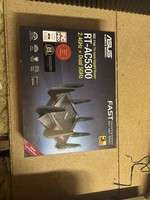 ASUS RT-AC5300 Tri-Band Wireless AC5300 Gigabit Gaming Router - Excellent Cond
