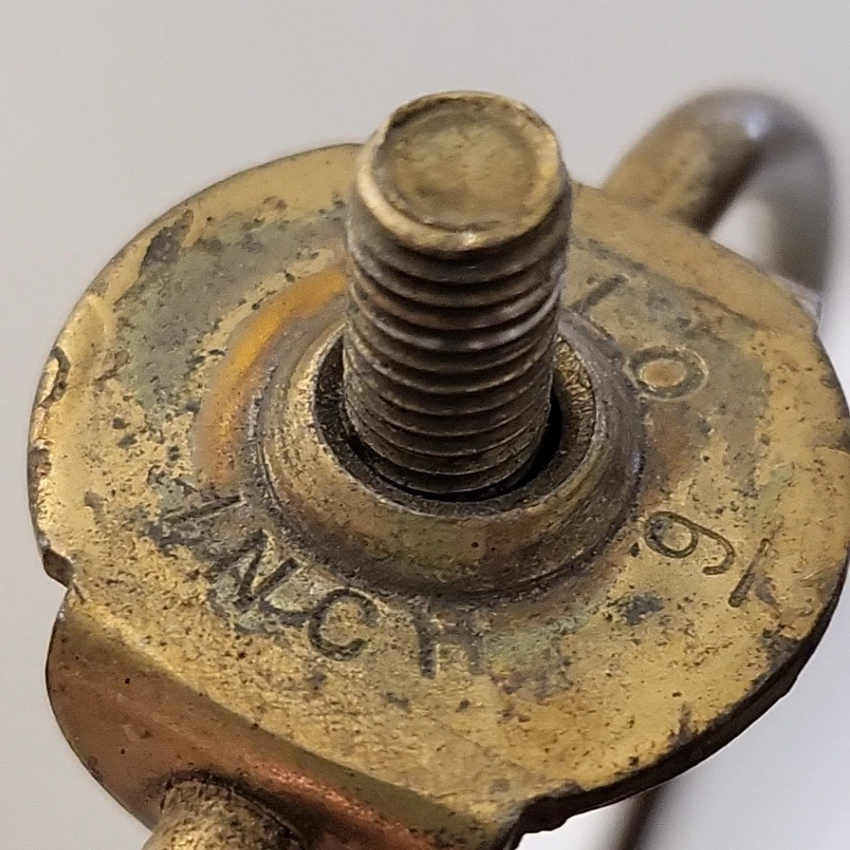 Lámpara de mesa vintage de madera de teca MCM de 32" de alto sin pantalla Foto 4 de 4