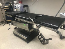 Amsco 2080 Surgical Table