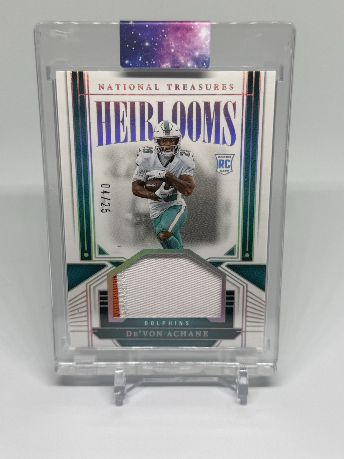 2023 NATIONAL TREASURES DE'VON ACHANE HEIRLOOMS 2 COLOR PATCH /25 - DOLPHINS
