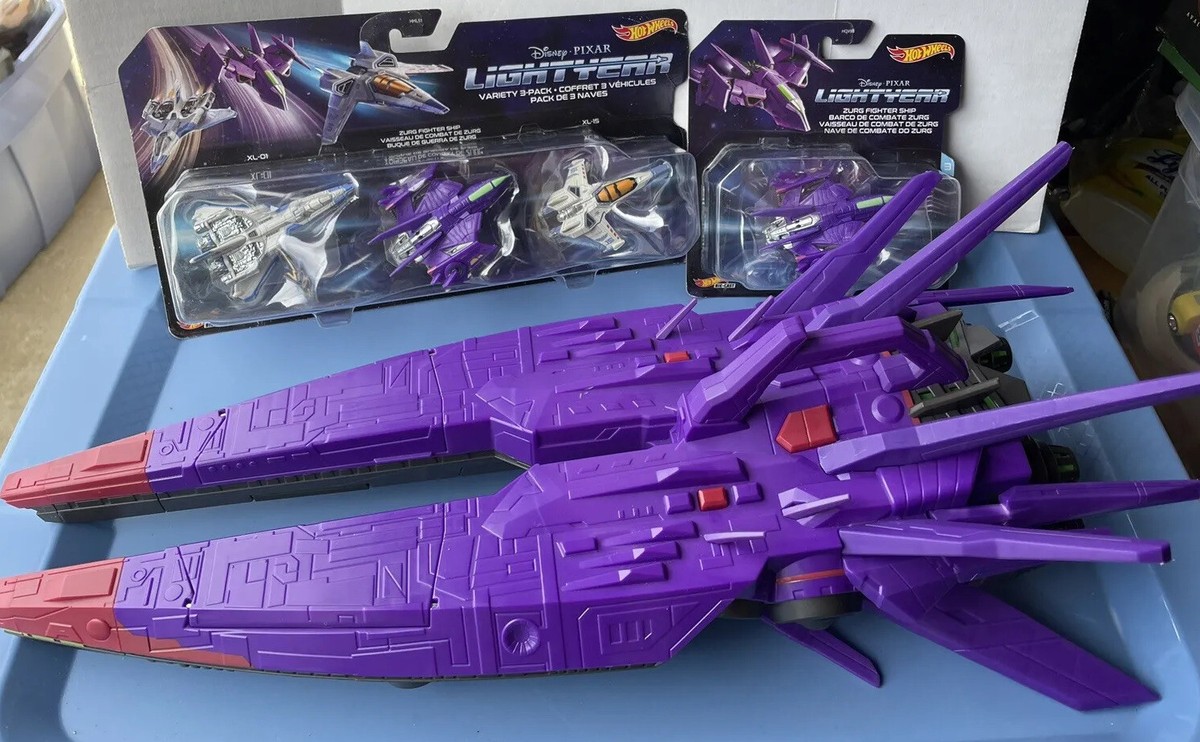 Disney - ラット Amazon.com: Disney Pixar Lightyear Hyperspeed Series Zurg