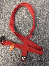 TGI Ukulele Strap (colour Red).