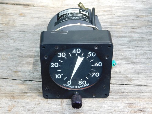 Kollsman/IDC 23460 Altimeter  NSN 2RH 4920-761-4702 TX  **Appears to be New** - Afbeelding 1 van 8