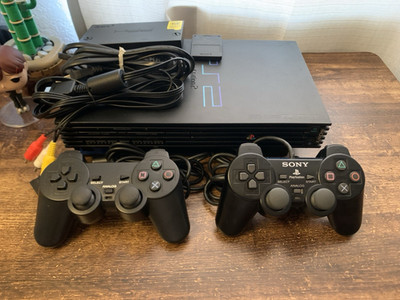 Sony PlayStation 2 PS2 SCPH-50001 NTSC-U/C Bundle w/2 Controllers