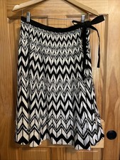 BCBG Max Azria Black Ivory Sequined Skirt Size S