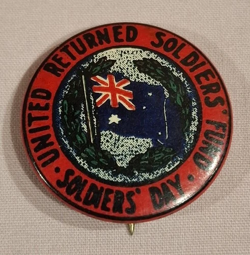 ww1 ww2 Soldiers Day Returned from Active Service Legacy Fund Tin Military Badge