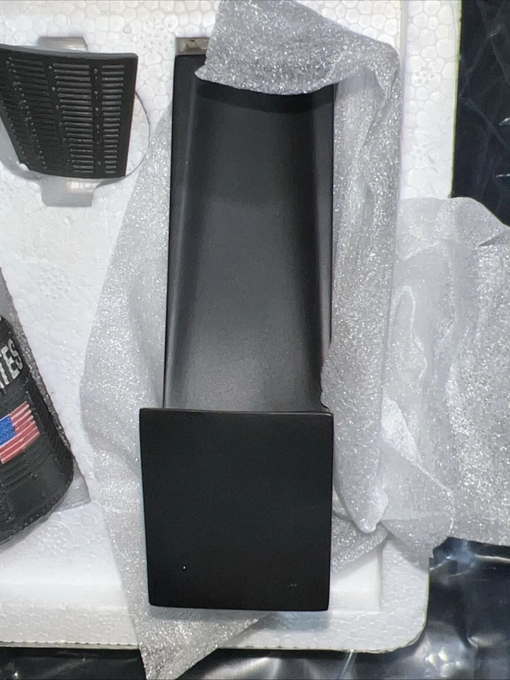 Edward H. Biltmore Precision Modelworks  Code 3 2007 1/24 NASA Mercury Capsule - Image 4 of 4