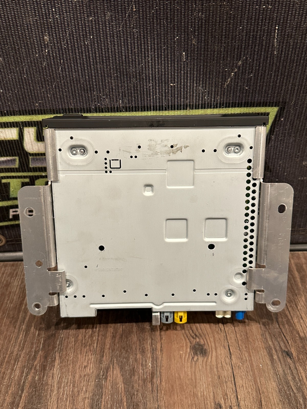 2017 AUDI R8 RADIO RECEIVER UNIT OEM