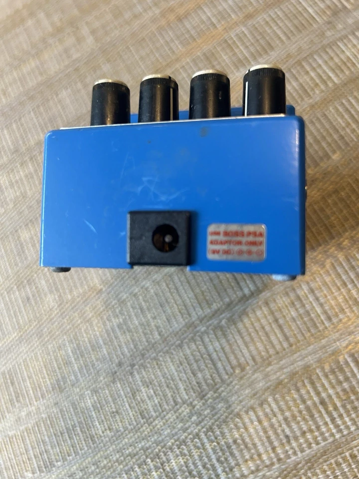 Pedal sostenedor de compresión BOSS CS-3 guitarra eléctrica efectos retardo #2 Foto 3 de 4