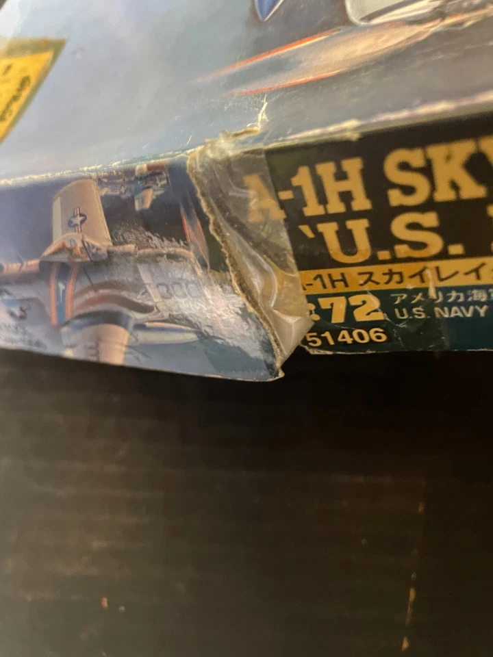 Kit modelo plástico escala 1/72 Hasegawa del avión A-1H Skyraider Marina de los Estados Unidos Foto 4 de 4