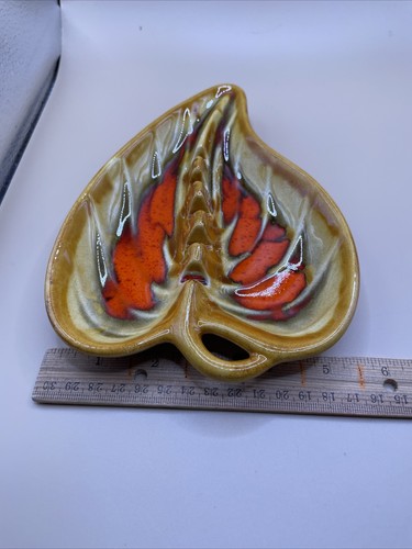 Maddux Of California Handcrafted Art Pottery Glazed Ashtray Leaf Shape Gold/red - Picture 6 of 6