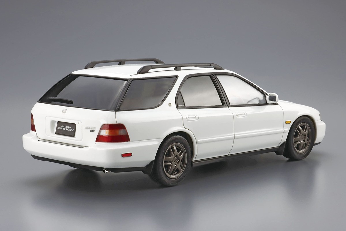 Aoshima 1/24 Scale The Model Car(76)Kit Honda Accord Wagon