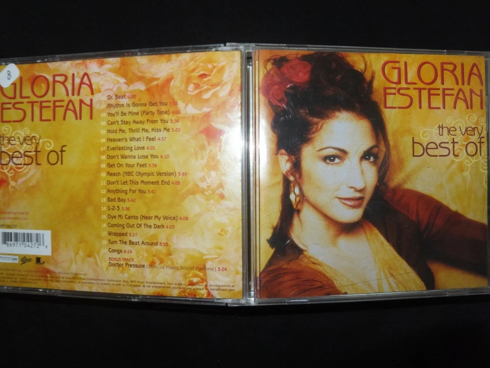 CD GLORIA ESTEFAN / THE VERY BEST OF / - Photo 1/1