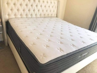 Helix Midnight Luxe Queen Size Mattress