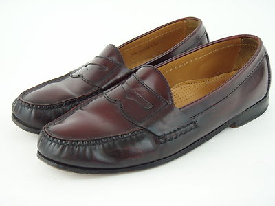 Cole Haan Men display picture 1