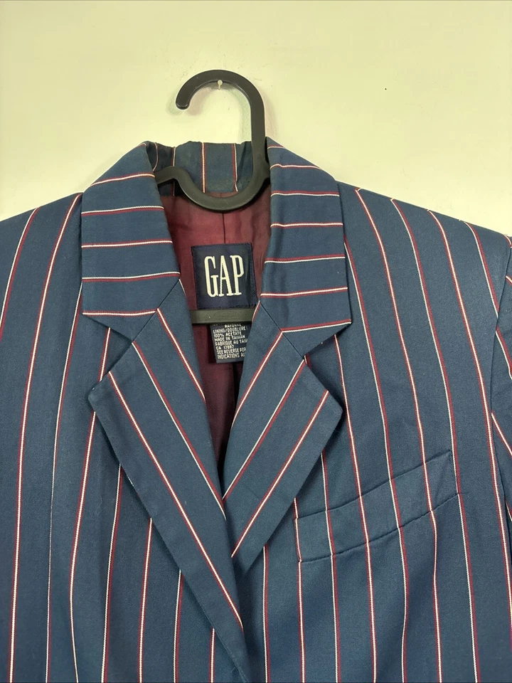 Blazer Gap Vintage Preppy Azul con Tira de Prendedor Rojo Talla XS Foto 3 de 4