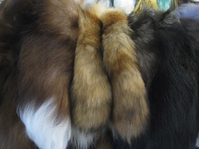 TÚ ELIGES - COLA DE ZORRO GENUINA S M L tallas PLATA ROJO ÍNDIGO CANELA MÁRMOL ÁRTICO Foto 4 de 4