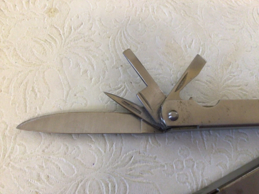 Multi-Tool, 9 Tool, Stainless Steel, W/ Heavy duty,  Belt Loop Case