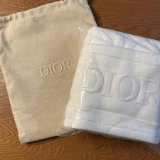 Christian Dior novità pochette e 2 asciugamani Authentic 2025