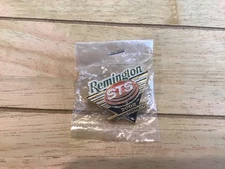 VTG Remington ARMS Shotgun Lapel Pin Hat 2002 Clay Targets Grand American STS